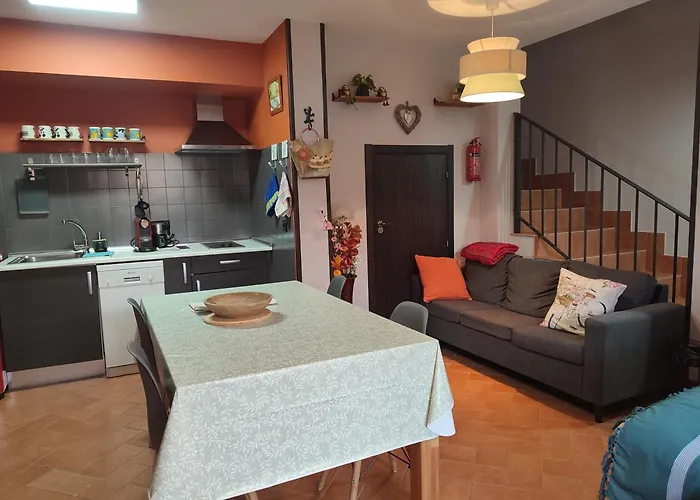 La Casita De Pedraza Holiday home *